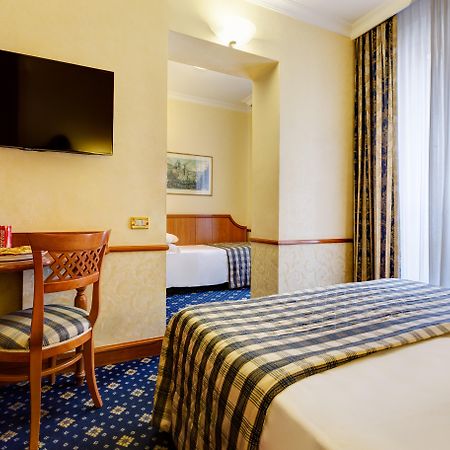 Hotel Amalfi Roma Esterno foto