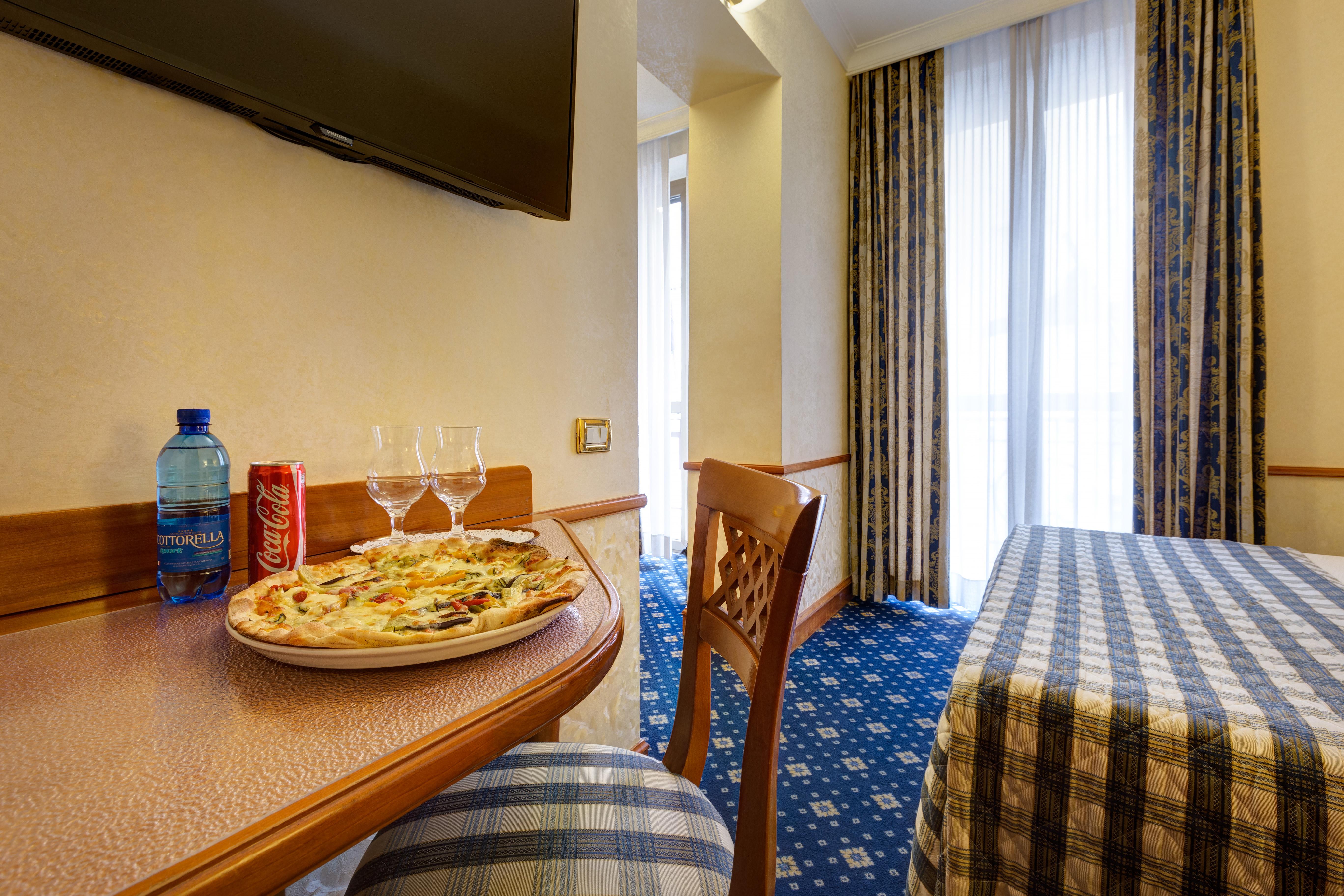 Hotel Amalfi Roma Esterno foto