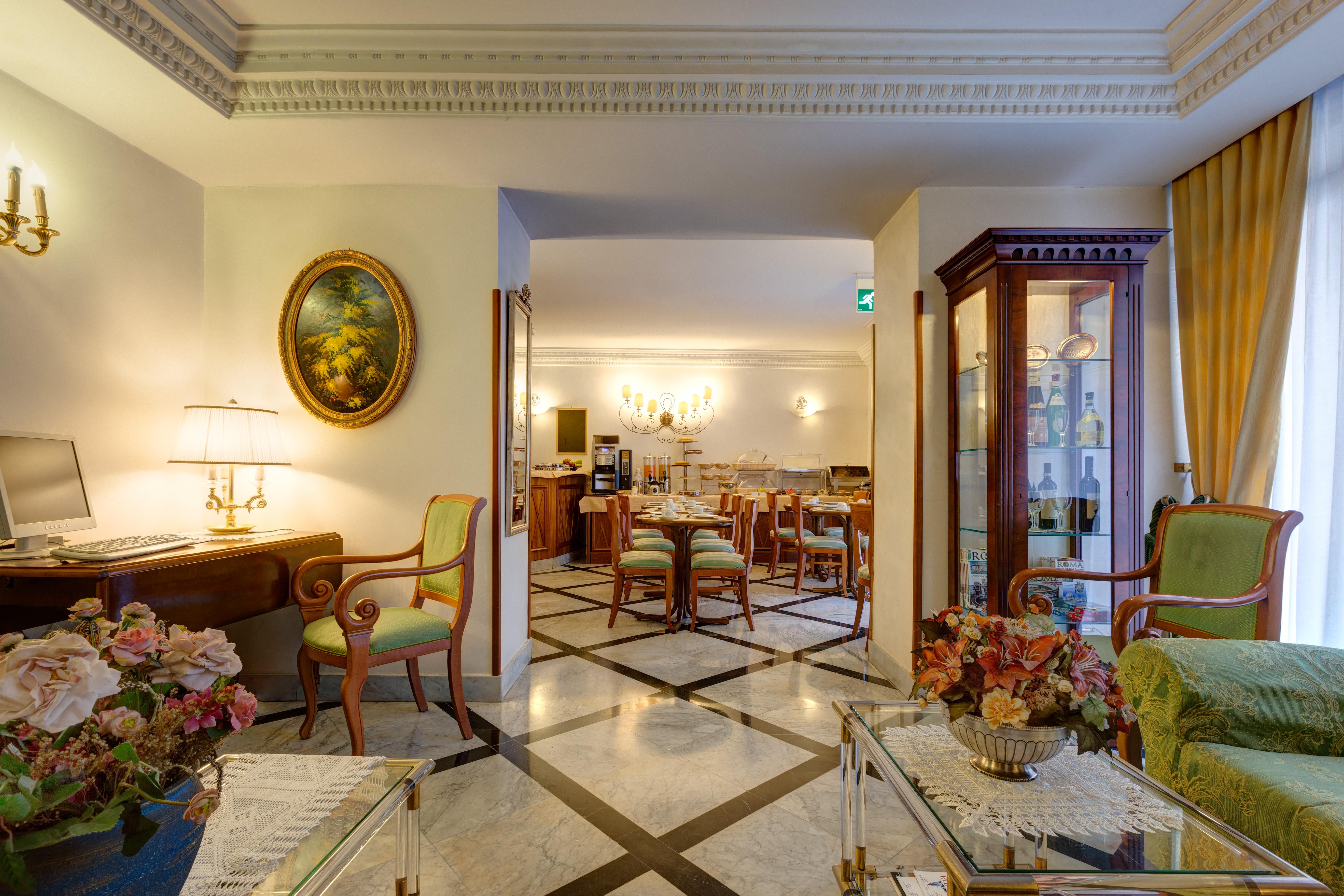 Hotel Amalfi Roma Esterno foto