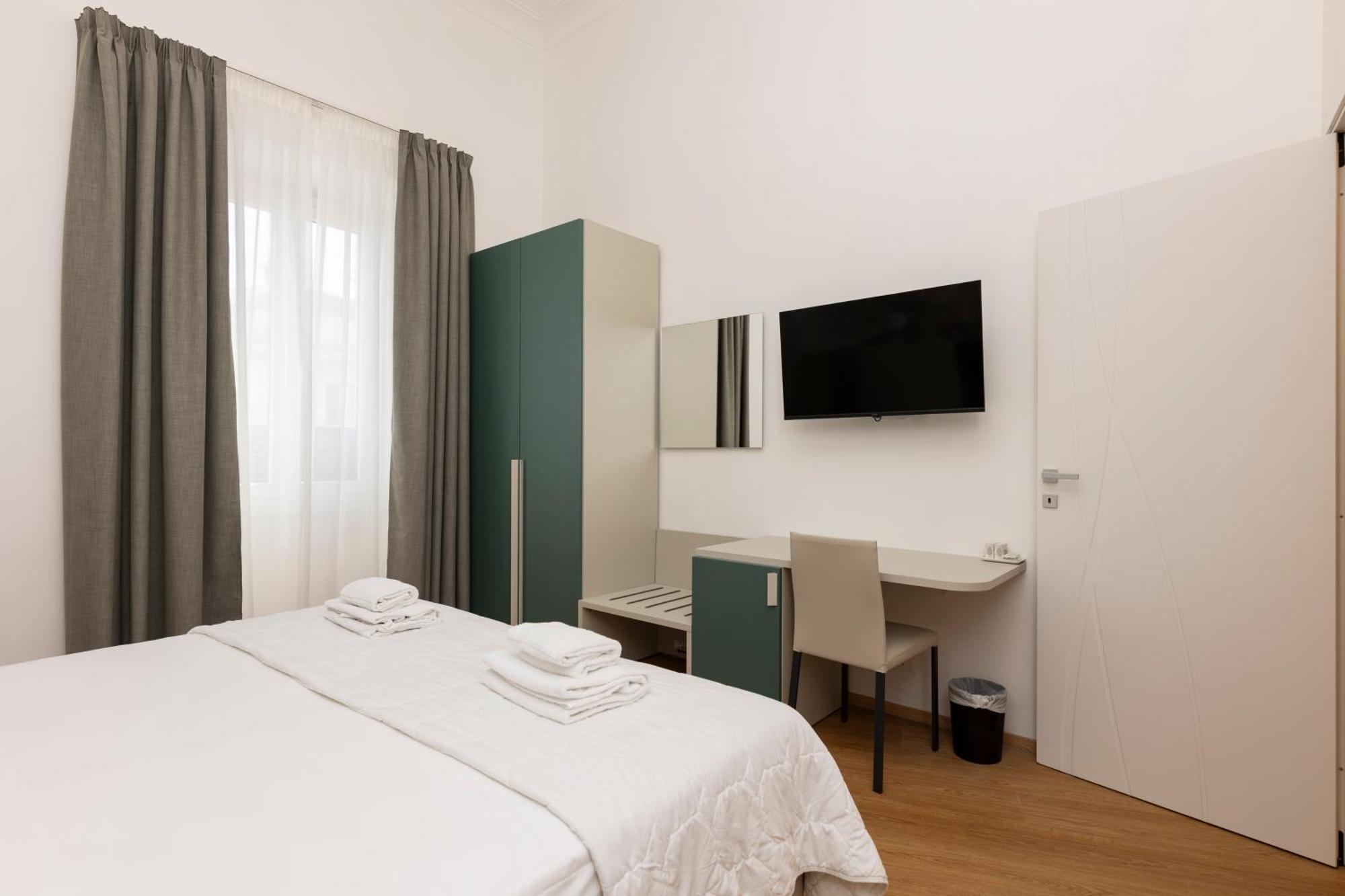 Hotel Amalfi Roma Esterno foto